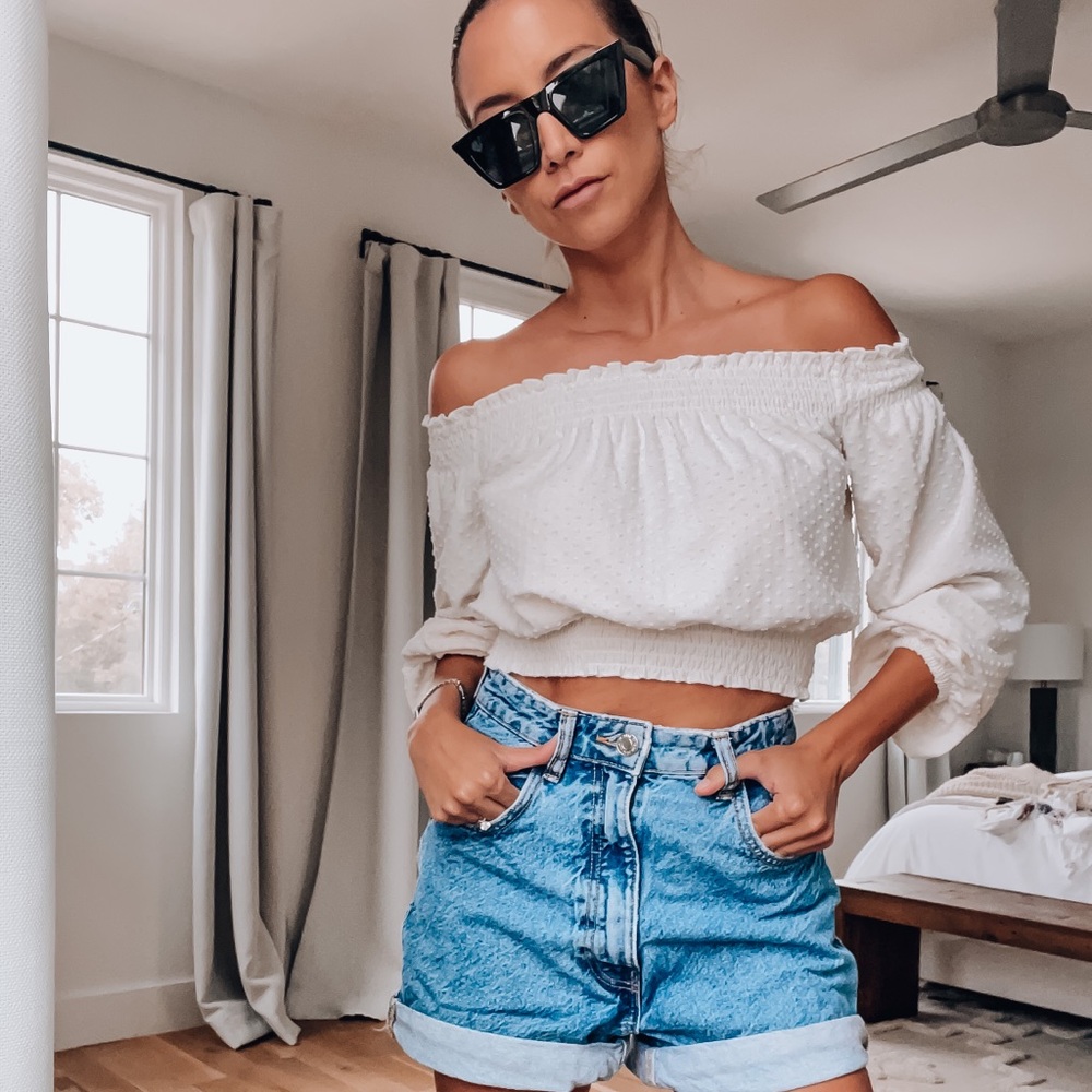 Cropped off shoulder top cream